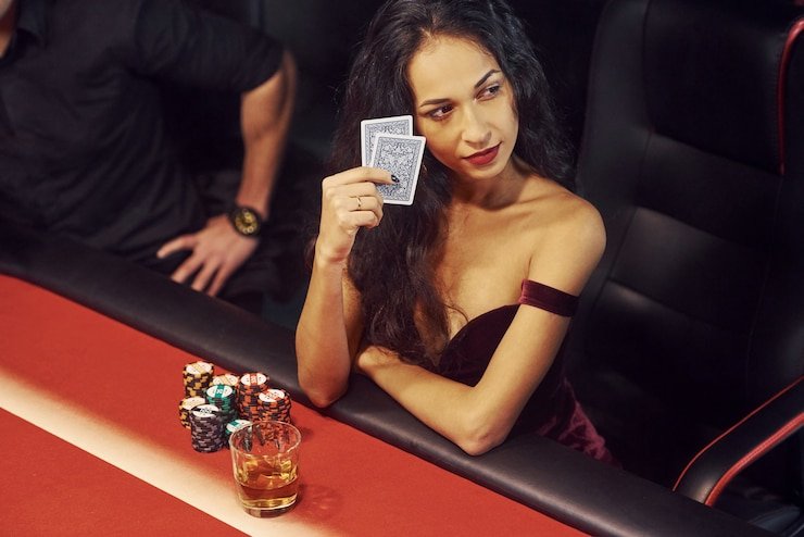 Permainan slot dengan tema fantasi di danatotologin